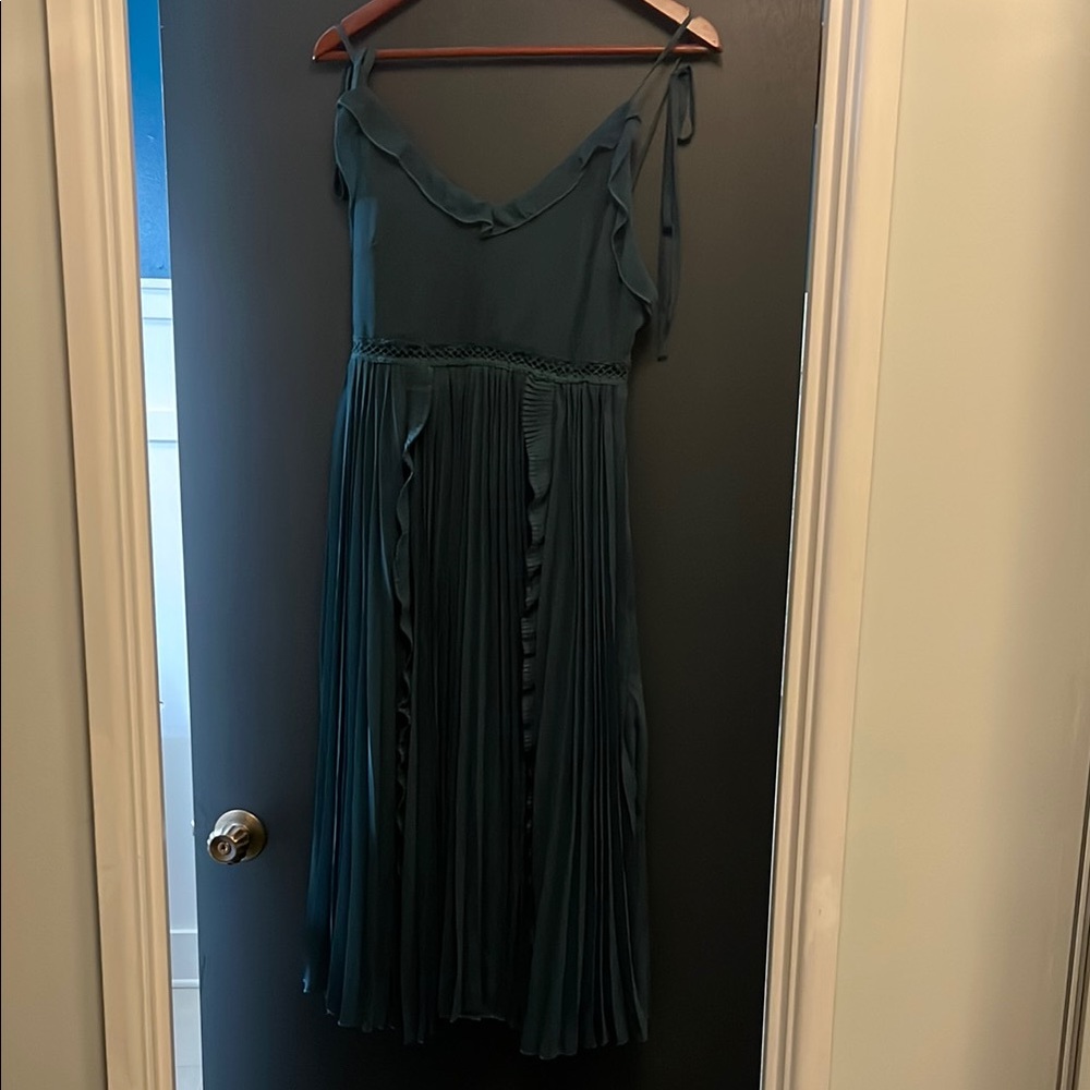 Lulu’s Elegant Teal Sleeveless Dress